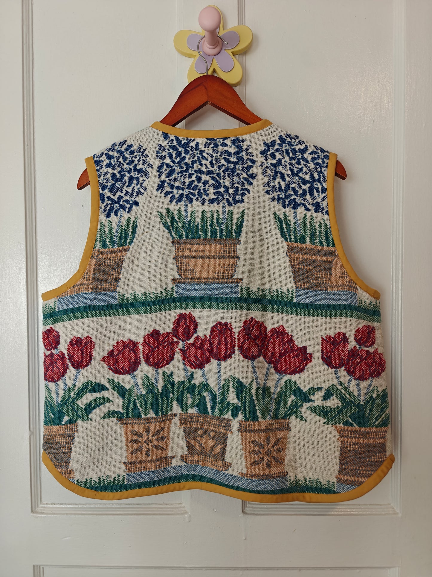 Spring Pocket